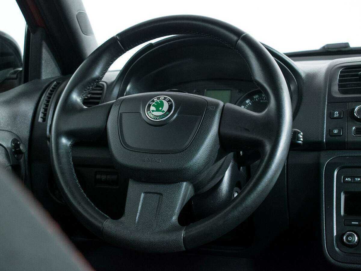 Skoda Fabia, 2012 Фото №14