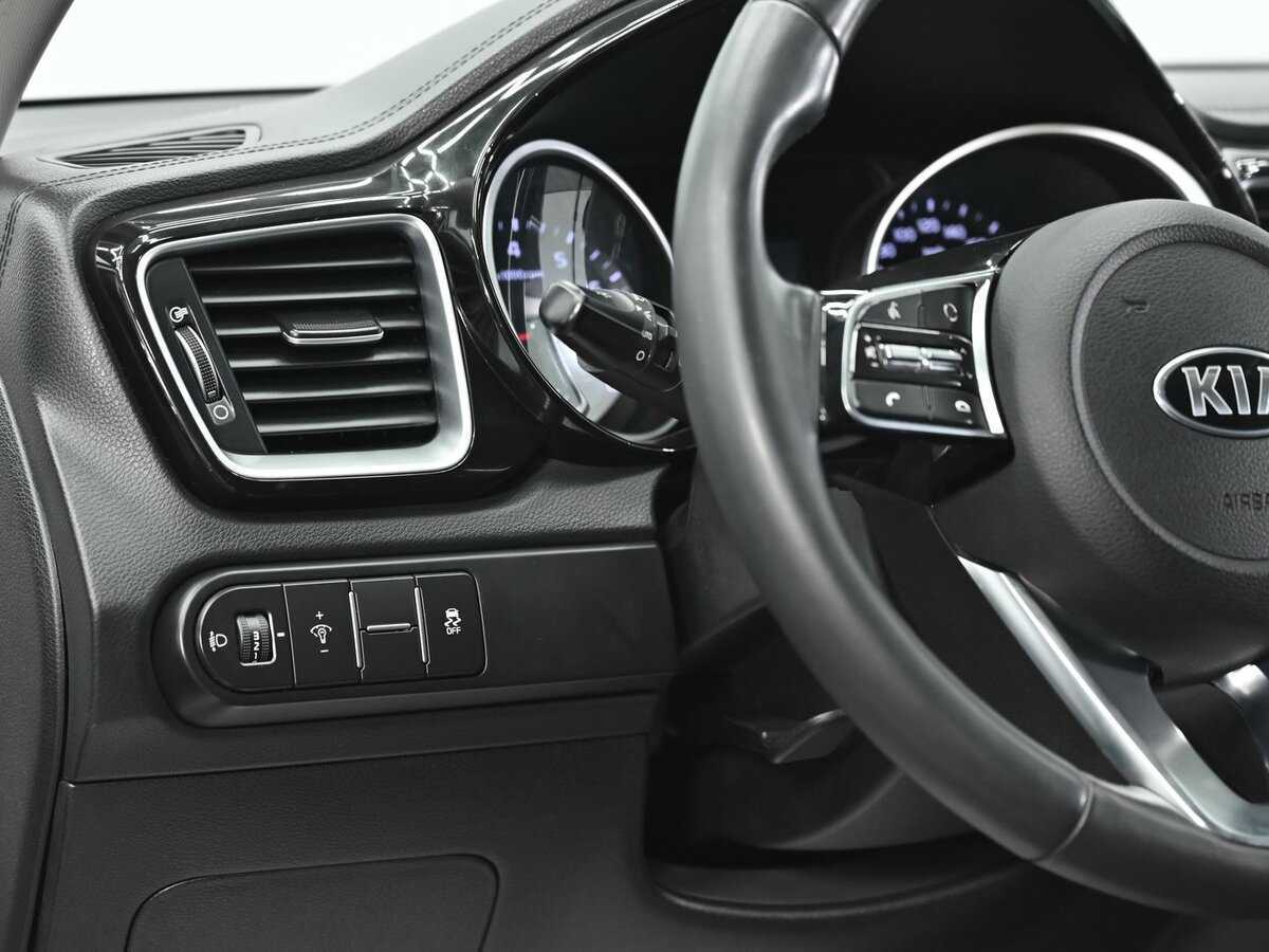 Kia Ceed, 2019 Фото №8