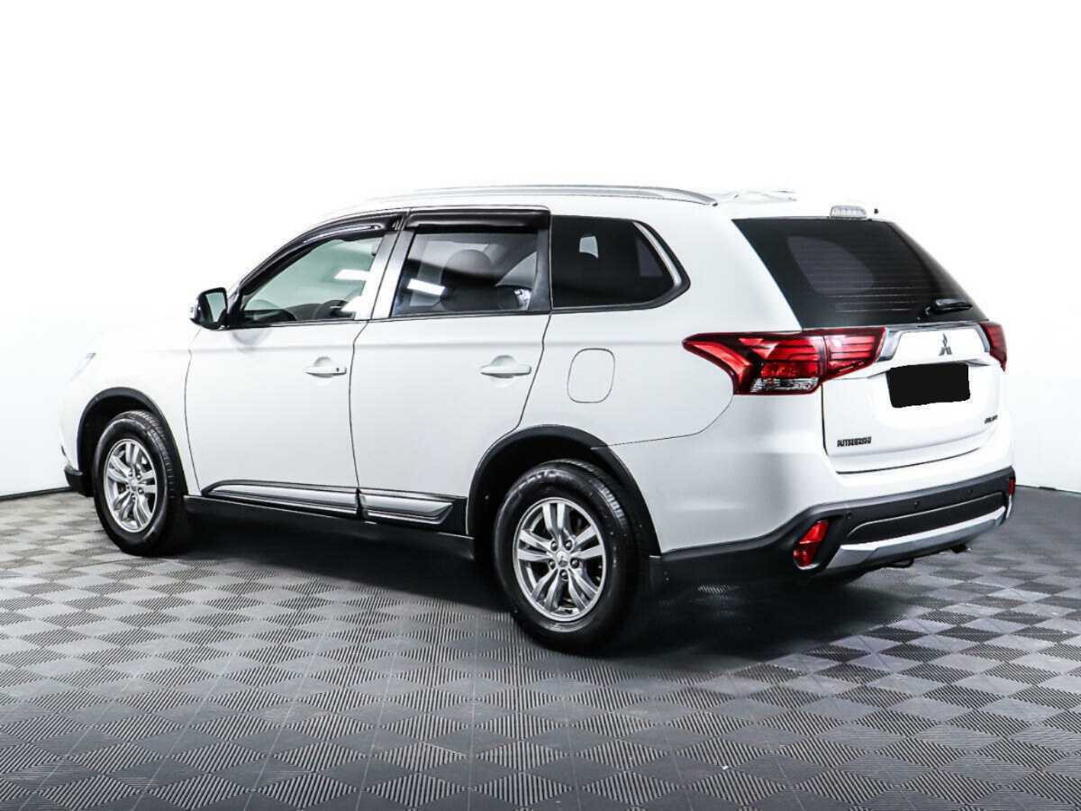 Mitsubishi Outlander, 2018 Фото №7