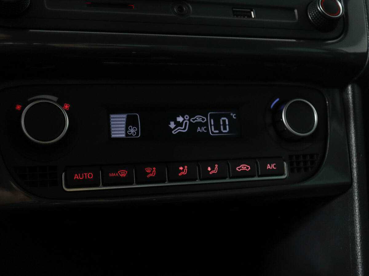 Volkswagen Polo, 2018 Фото №12