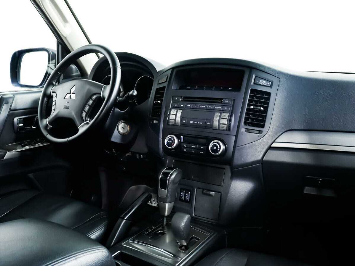 Mitsubishi Pajero, 2013 Фото №9