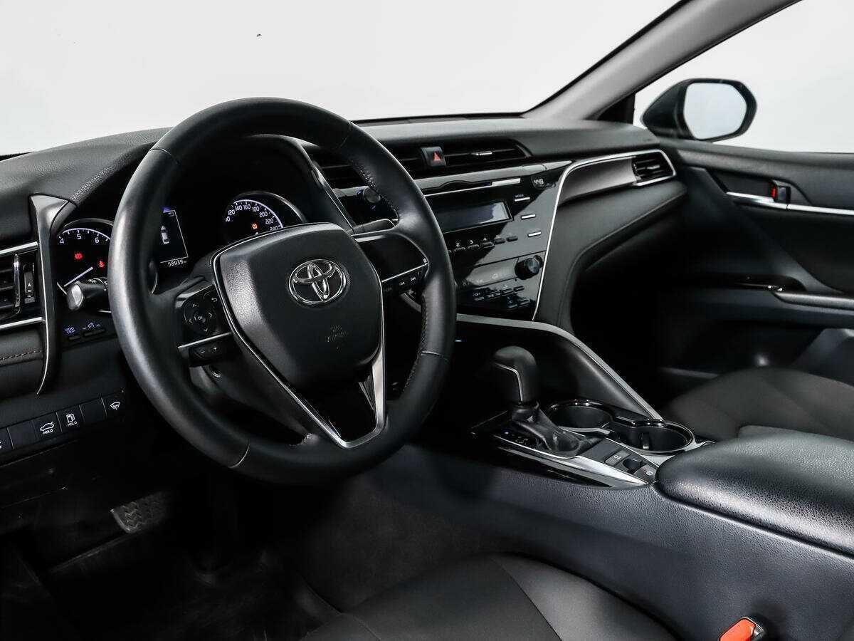 Toyota Camry, 2021 Фото №9