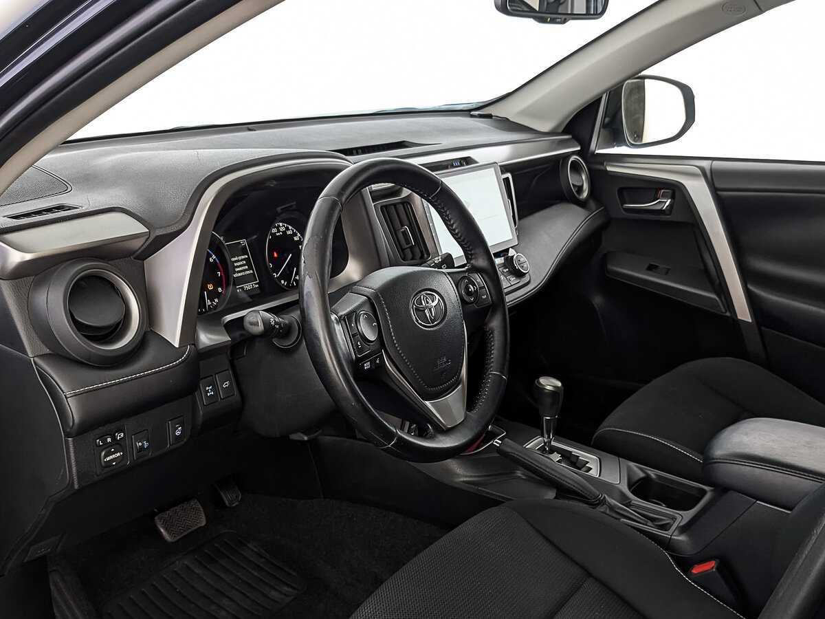Toyota RAV4, 2017 Фото №14