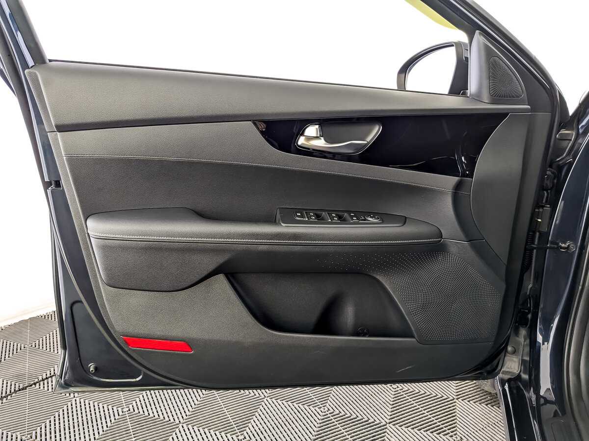 Kia Cerato, 2021 Фото №15