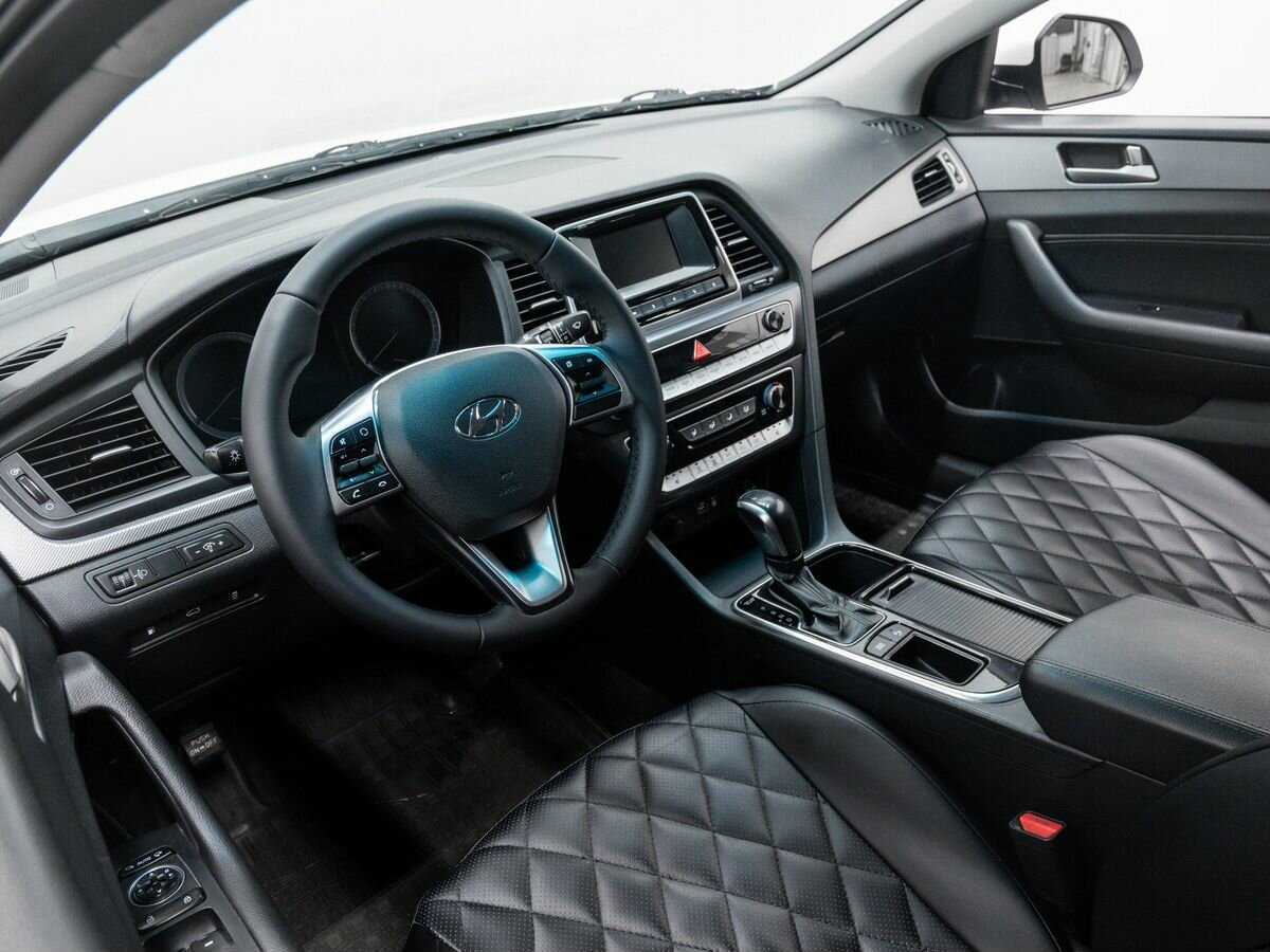 Hyundai Sonata, 2019 Фото №13