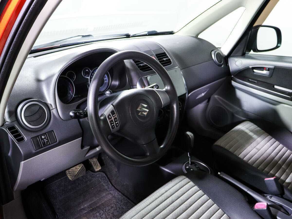 Suzuki SX4, 2012 Фото №14