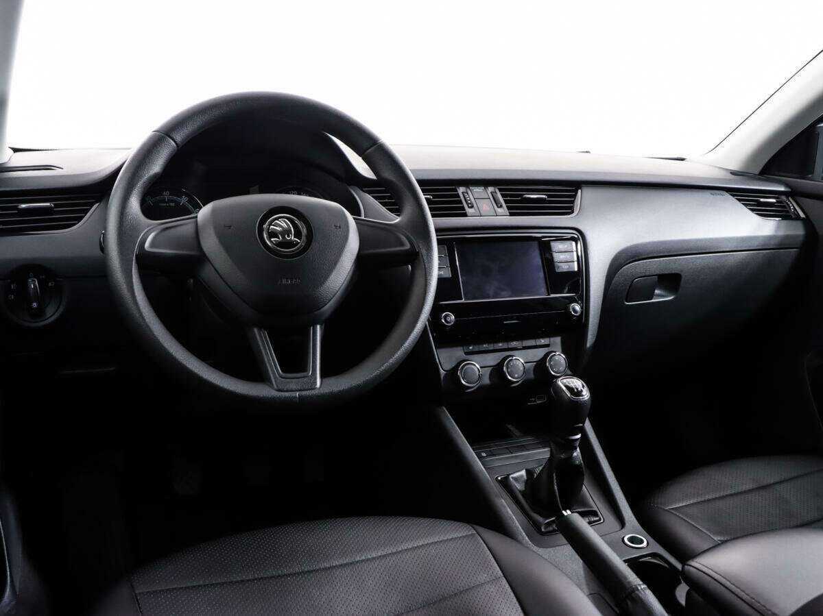 Skoda Octavia, 2018 Фото №9