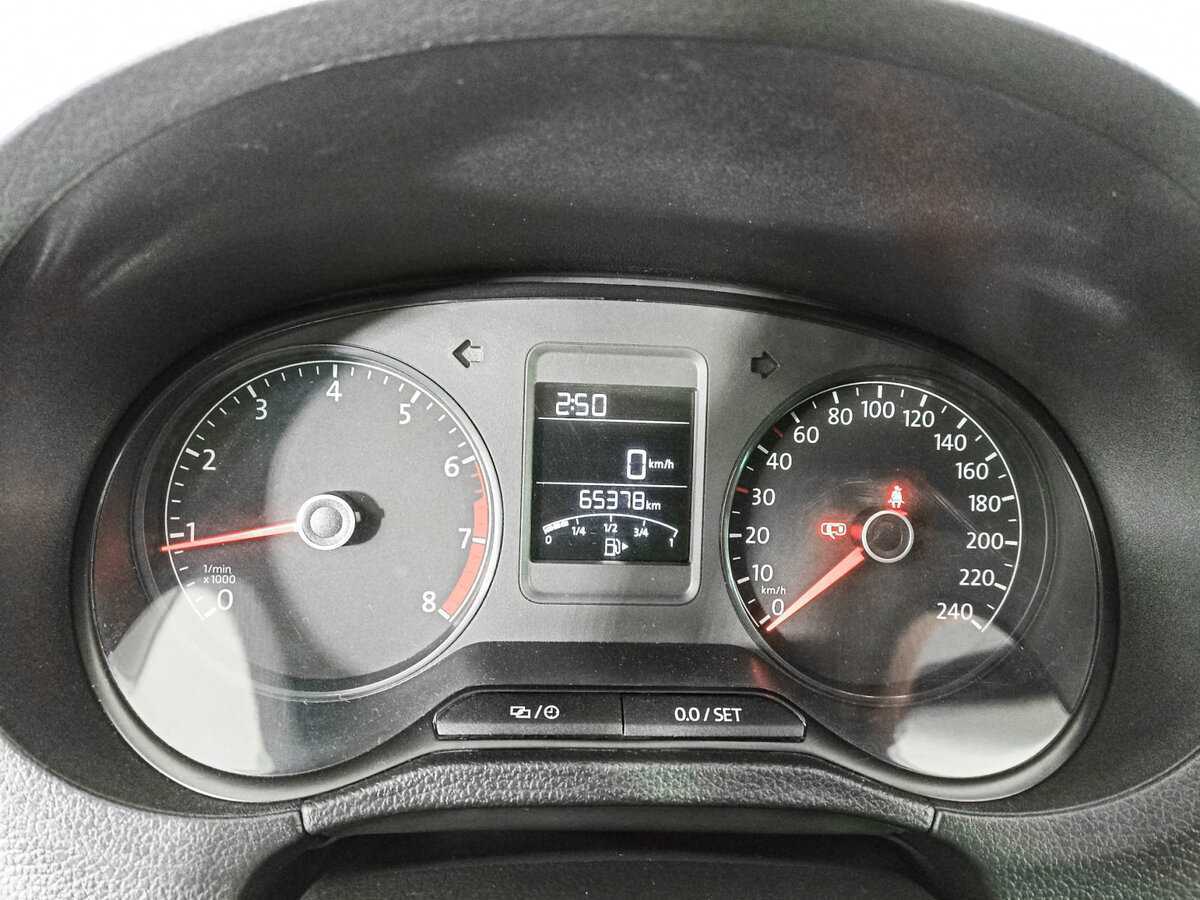 Volkswagen Polo, 2018 Фото №11