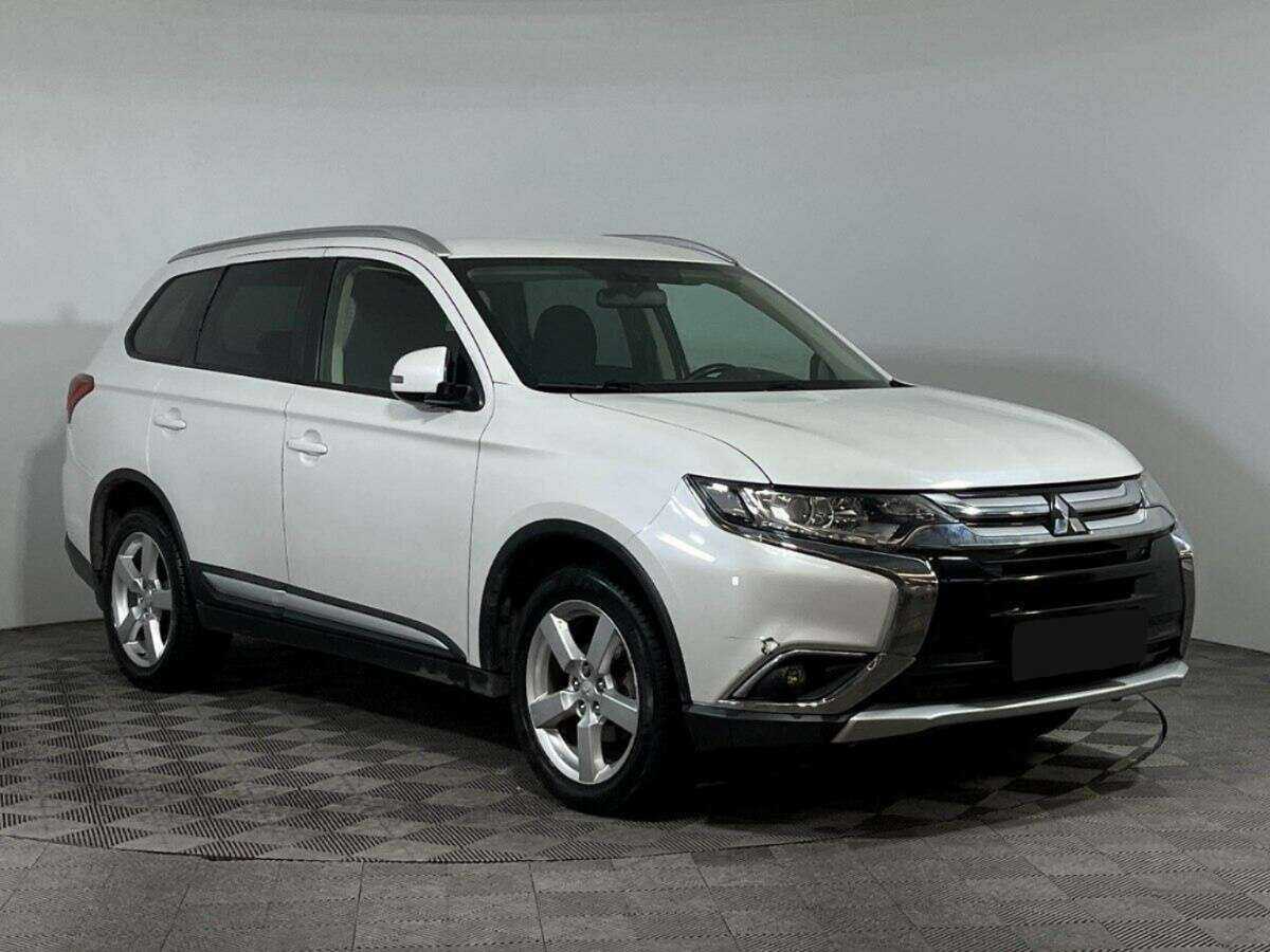 Mitsubishi Outlander, 2018 Фото №3