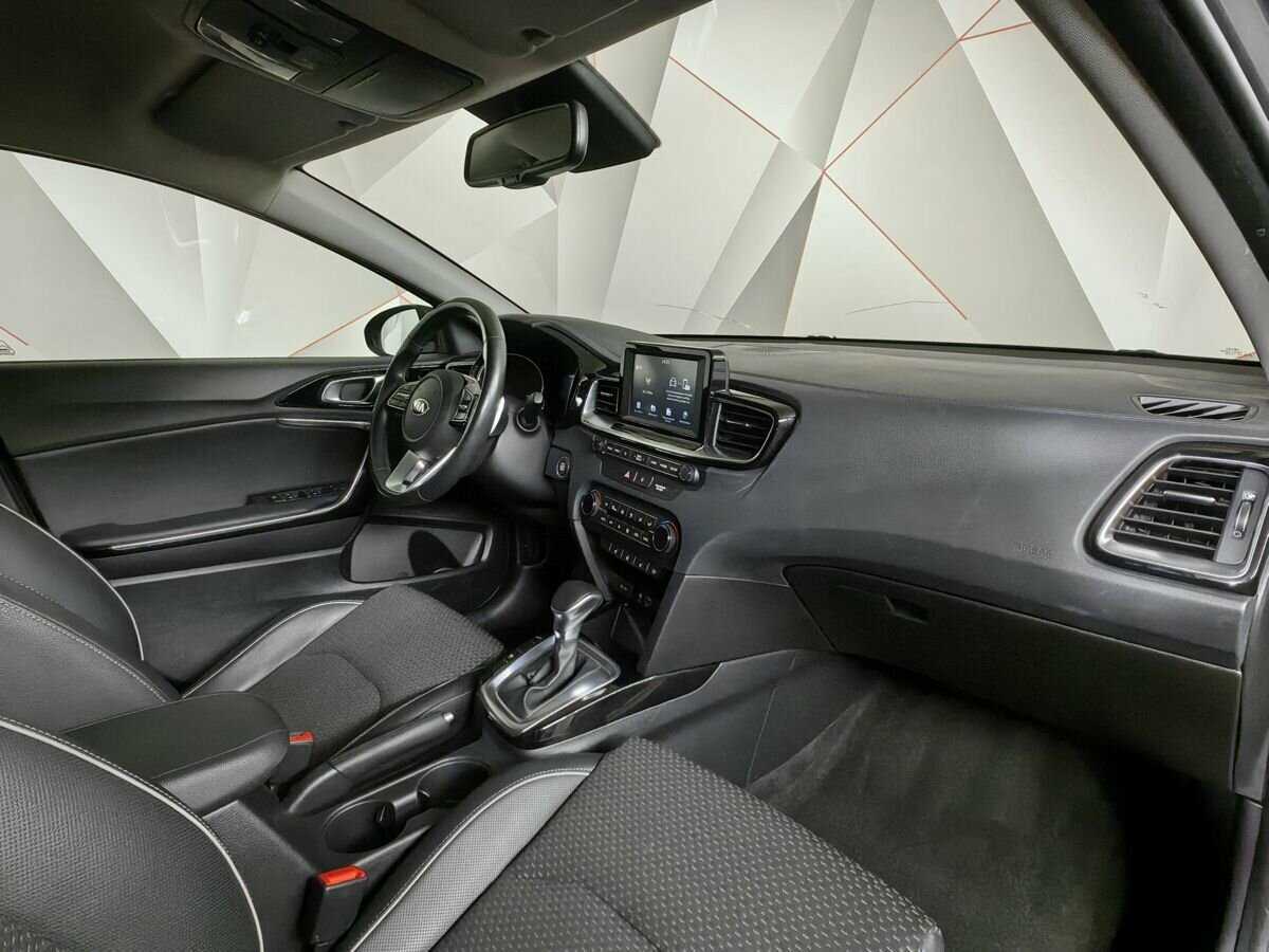 Kia Ceed, 2019 Фото №9