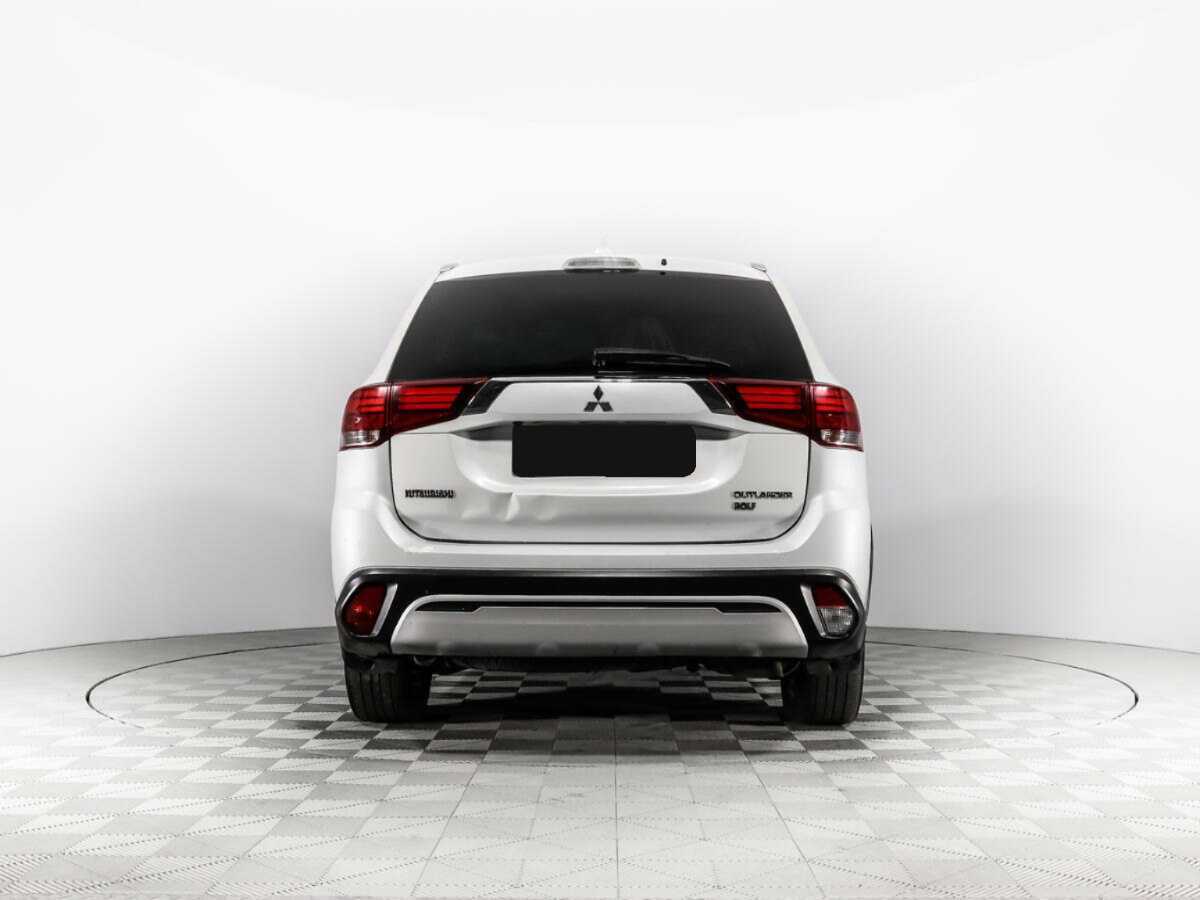 Mitsubishi Outlander, 2020 Фото №6