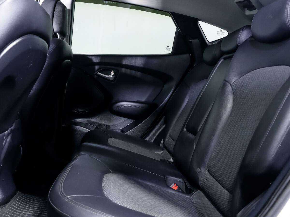 Hyundai ix35, 2012 Фото №11