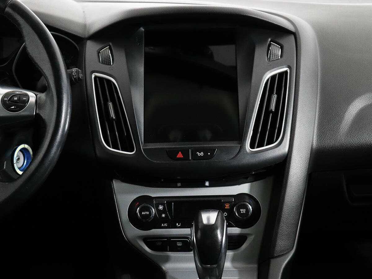 Ford Focus, 2012 Фото №12