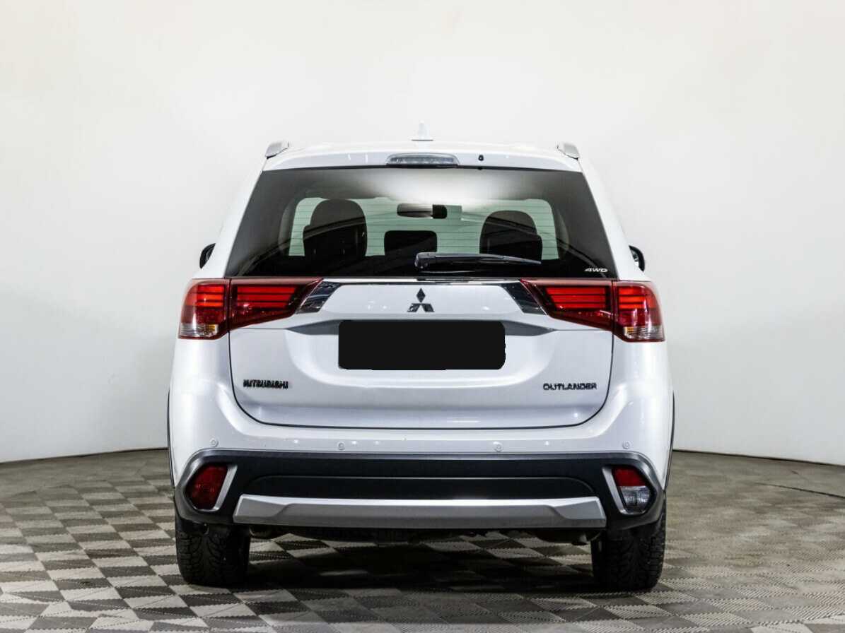 Mitsubishi Outlander, 2018 Фото №5