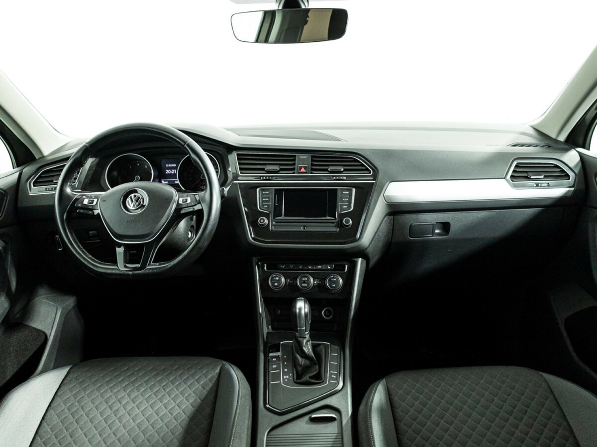 Volkswagen Tiguan II, 2017 Фото №11