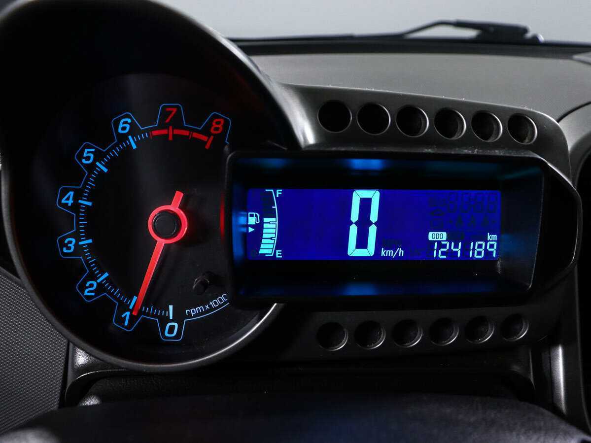 Chevrolet Aveo, 2012 Фото №9