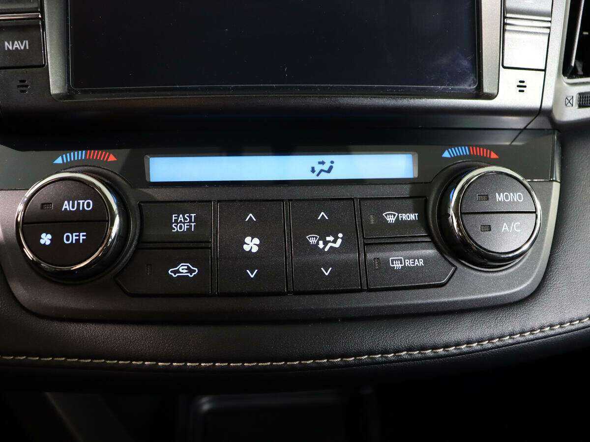 Toyota RAV4, 2017 Фото №21