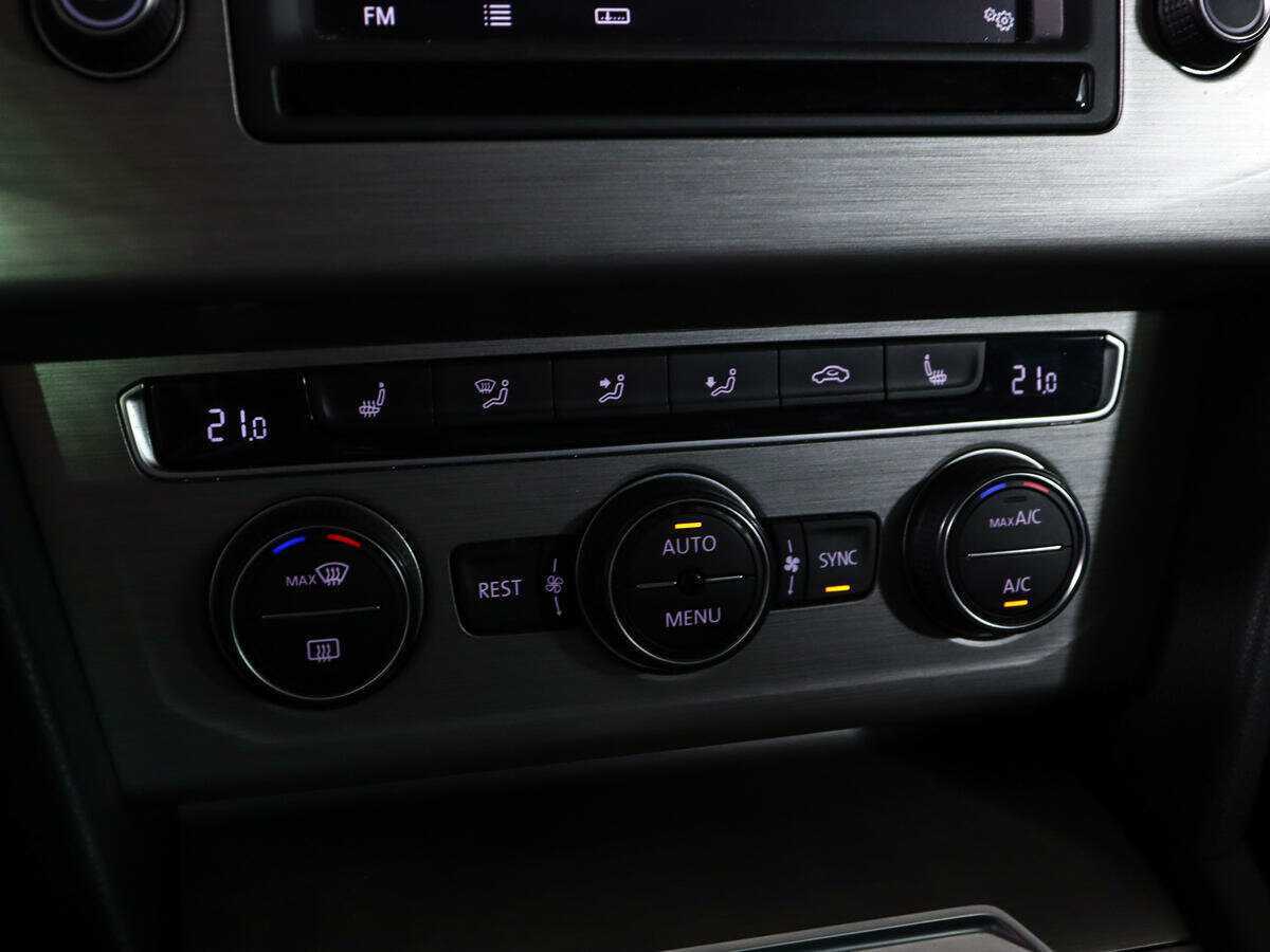 Volkswagen Passat, 2016 Фото №14