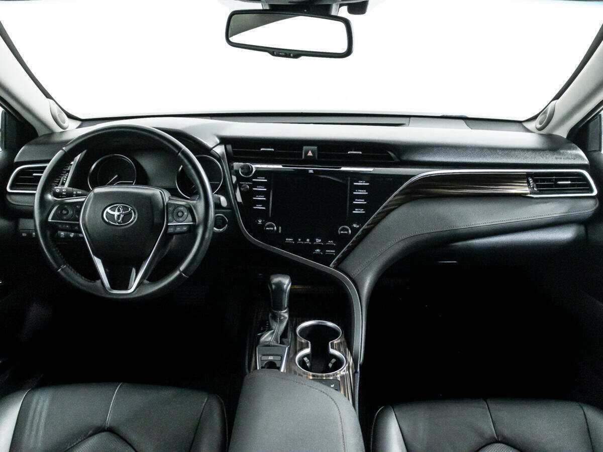 Toyota Camry, 2020 Фото №13