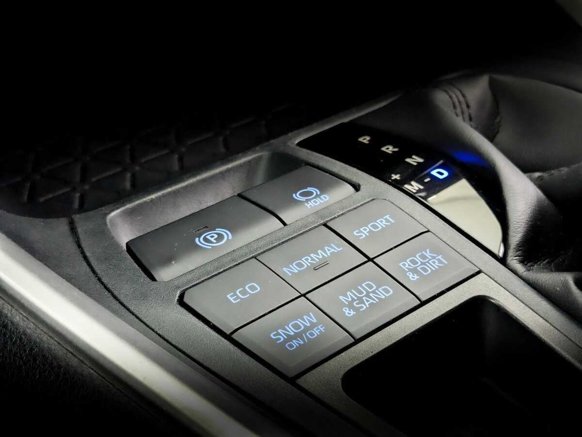 Toyota RAV4, 2020 Фото №12