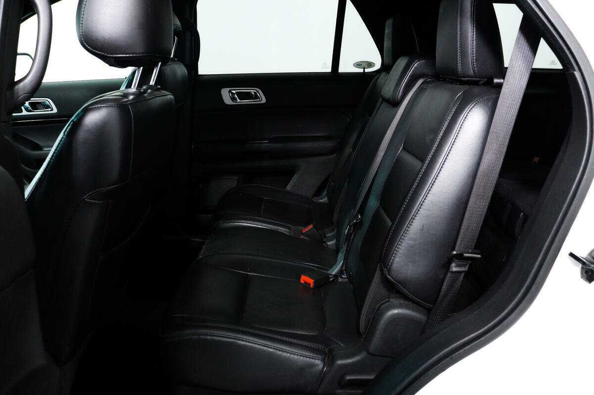 Ford Explorer, 2012 Фото №12
