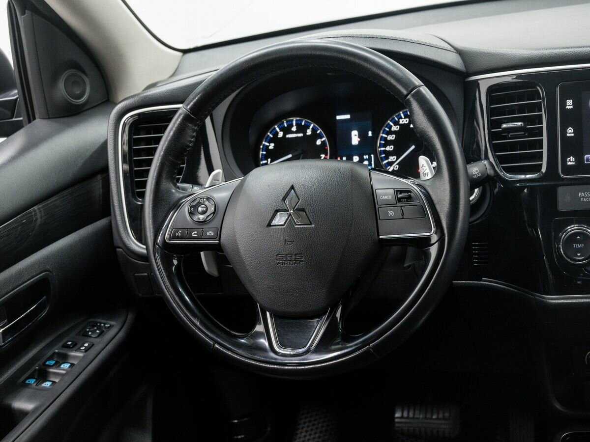 Mitsubishi Outlander, 2017 Фото №11