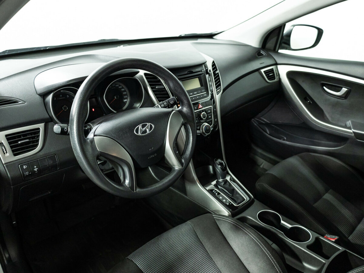 Hyundai i30 II Рестайлинг, 2015 Фото №11