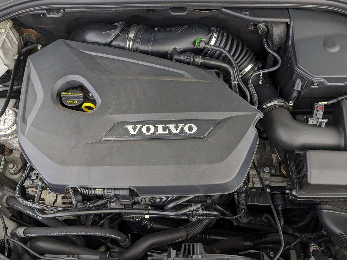 Volvo S60, 2012 Фото №8