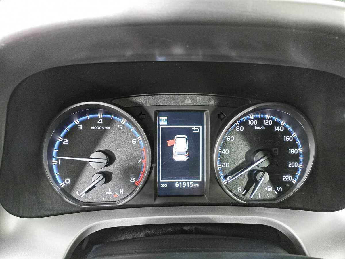 Toyota RAV4, 2015 Фото №12