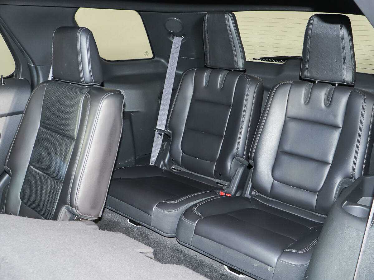 Ford Explorer, 2013 Фото №11