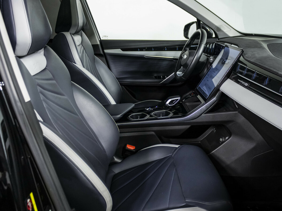 Geely Atlas II, 2024 Фото №8