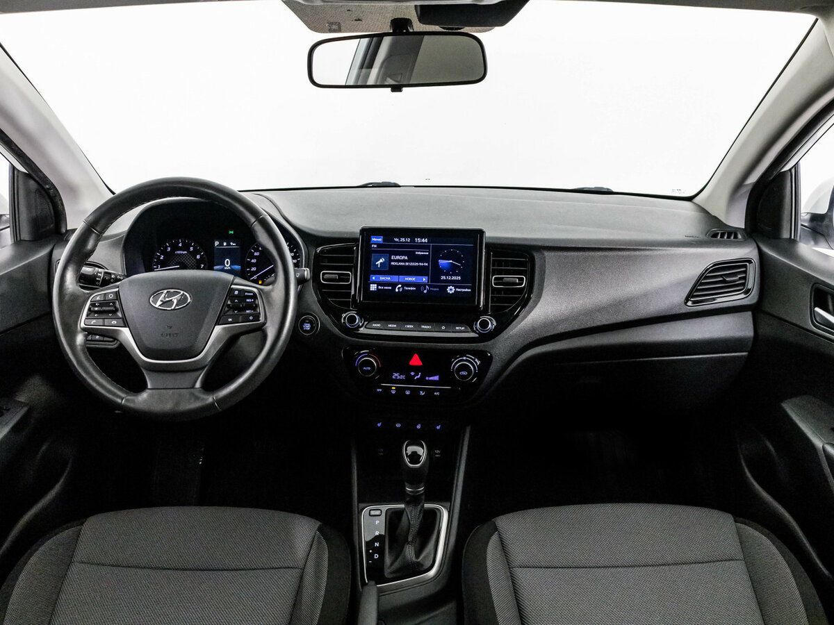 Hyundai Solaris II Рестайлинг, 2020 Фото №8