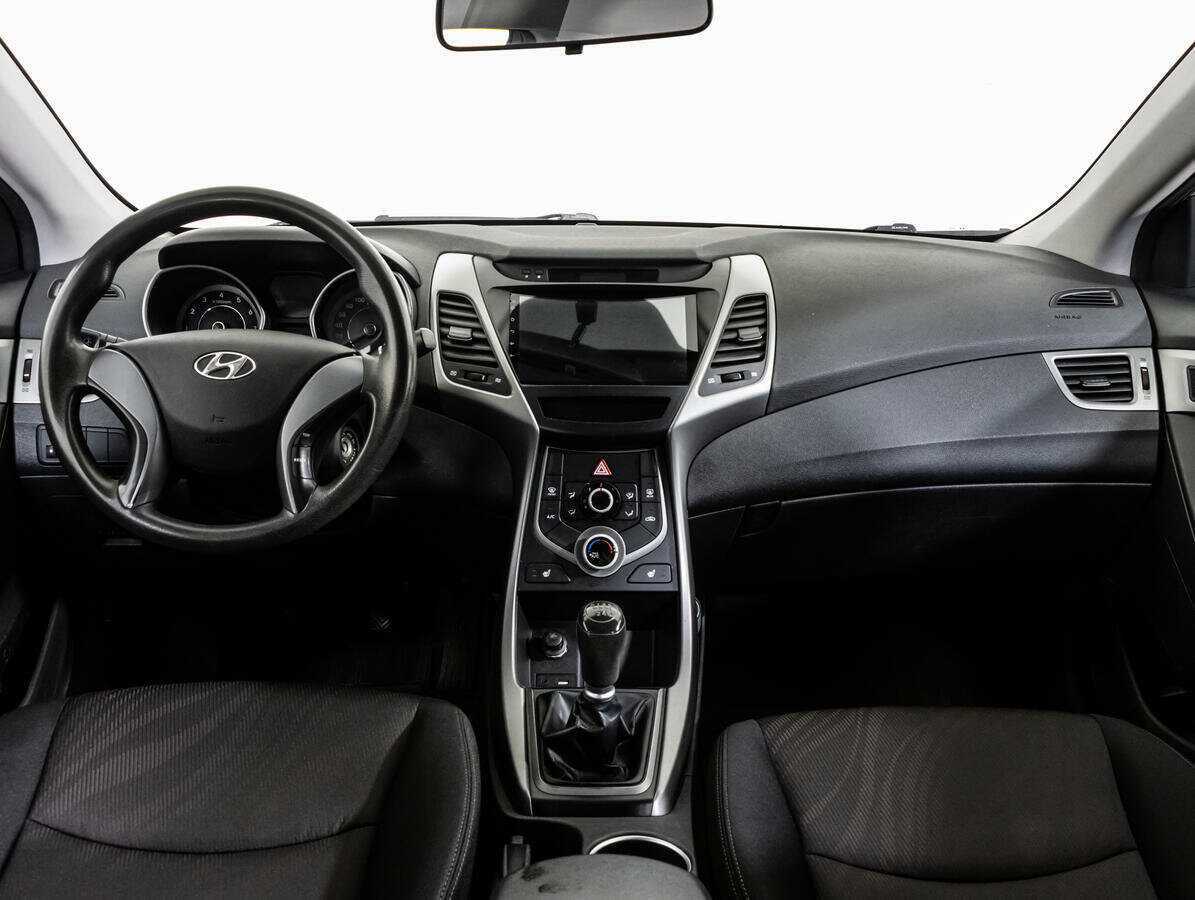 Hyundai Elantra, 2015 Фото №10