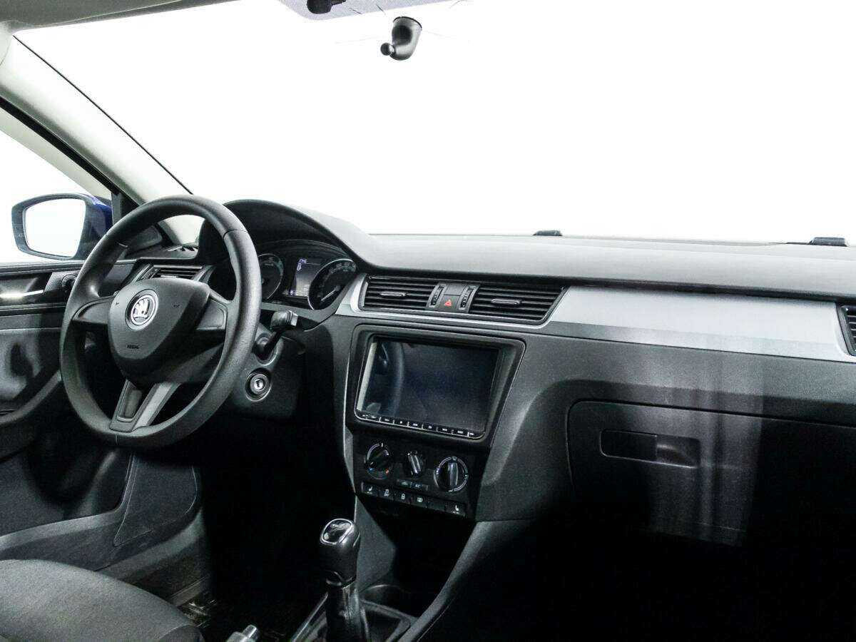 Skoda Rapid, 2017 Фото №8