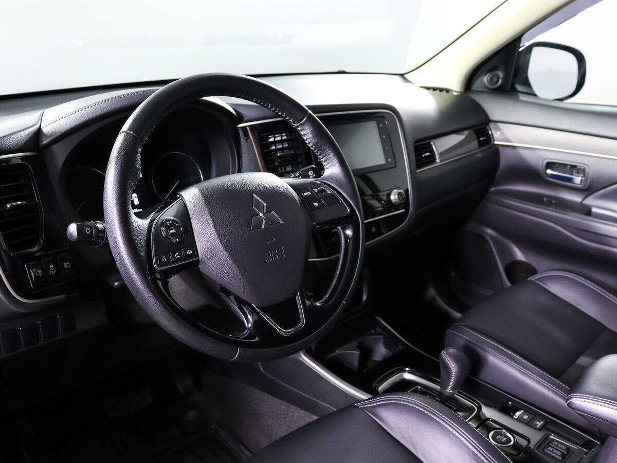Mitsubishi Outlander, 2020 Фото №14