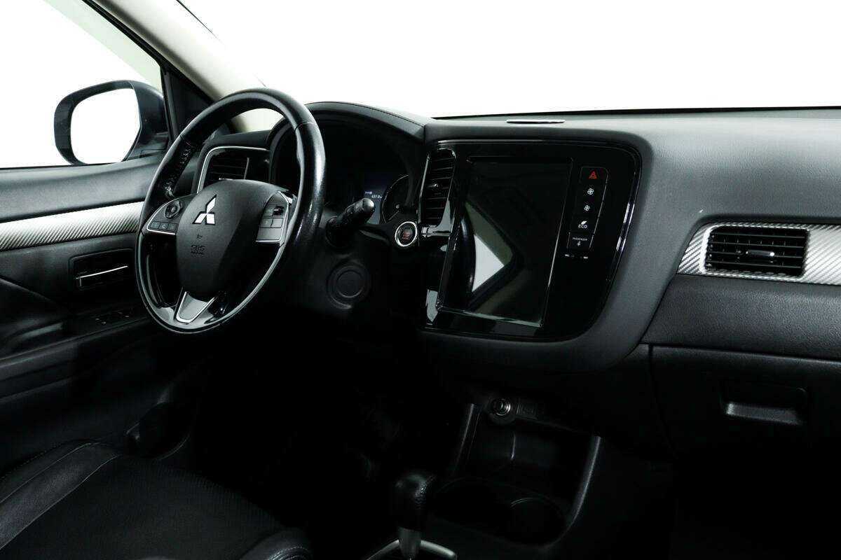 Mitsubishi Outlander, 2015 Фото №9