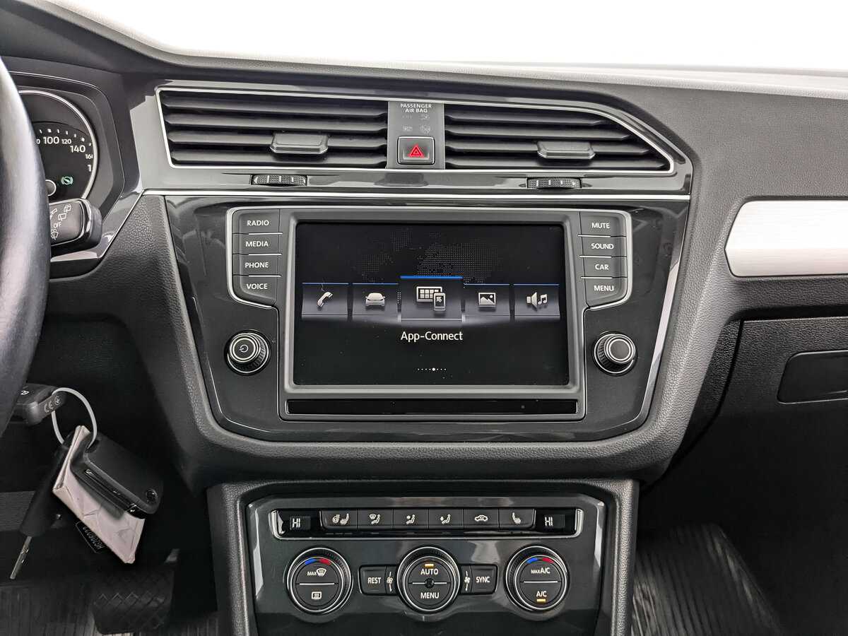 Volkswagen Tiguan, 2017 Фото №13