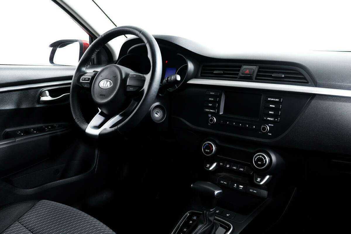 Kia Rio X-Line, 2018 Фото №9