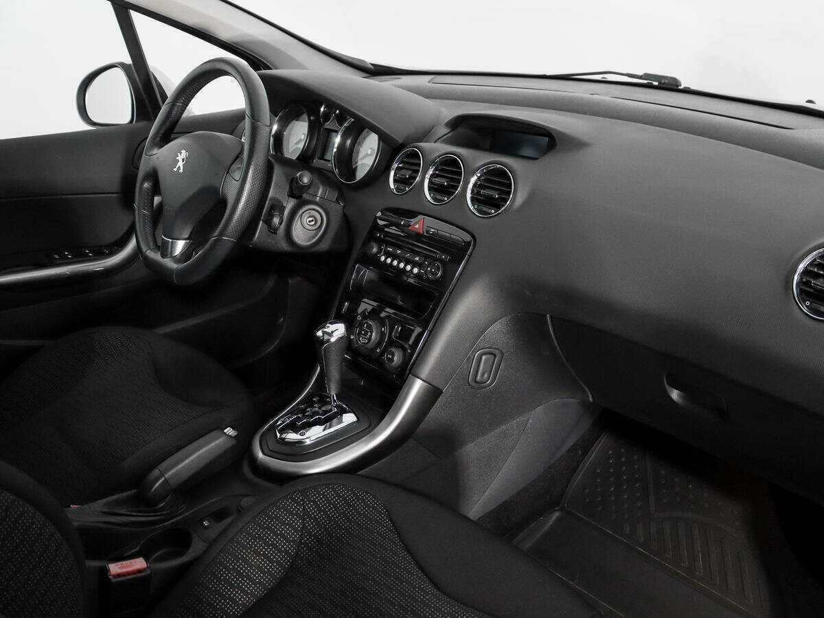 Peugeot 308, 2012 Фото №11