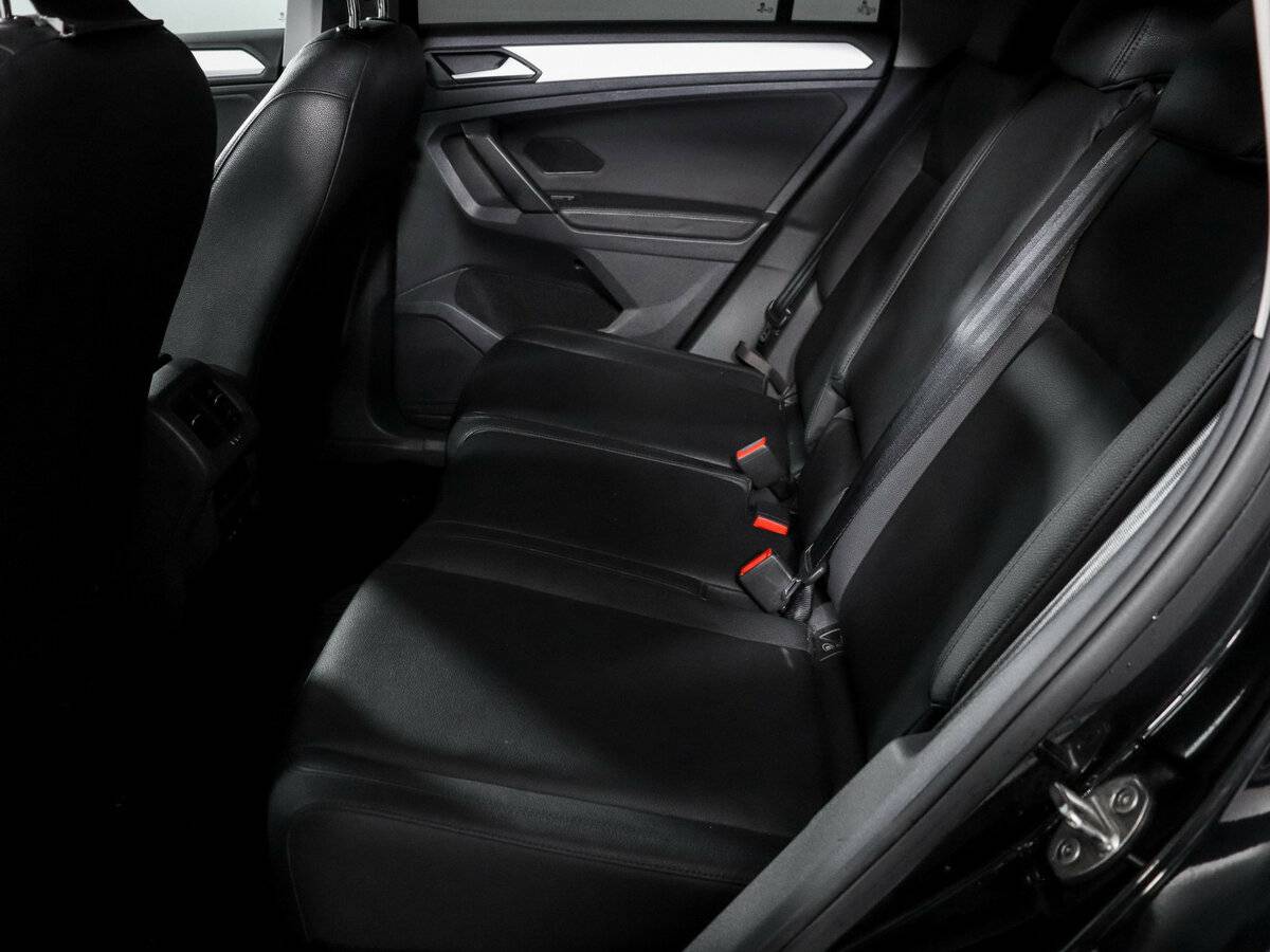 Volkswagen Tiguan II Рестайлинг, 2020 Фото №10