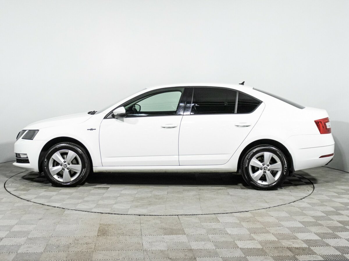 Skoda Octavia III (A7) Рестайлинг, 2019 Фото №8