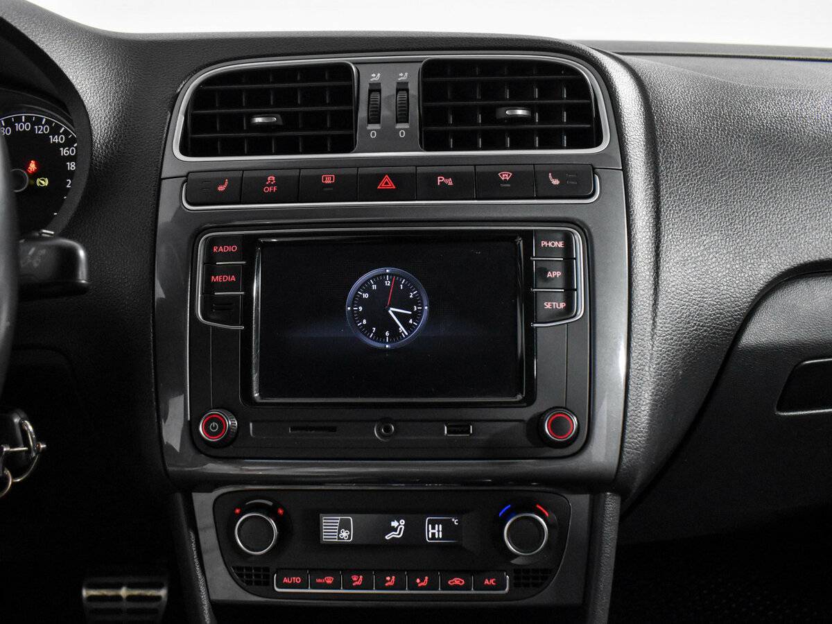 Volkswagen Polo, 2018 Фото №15