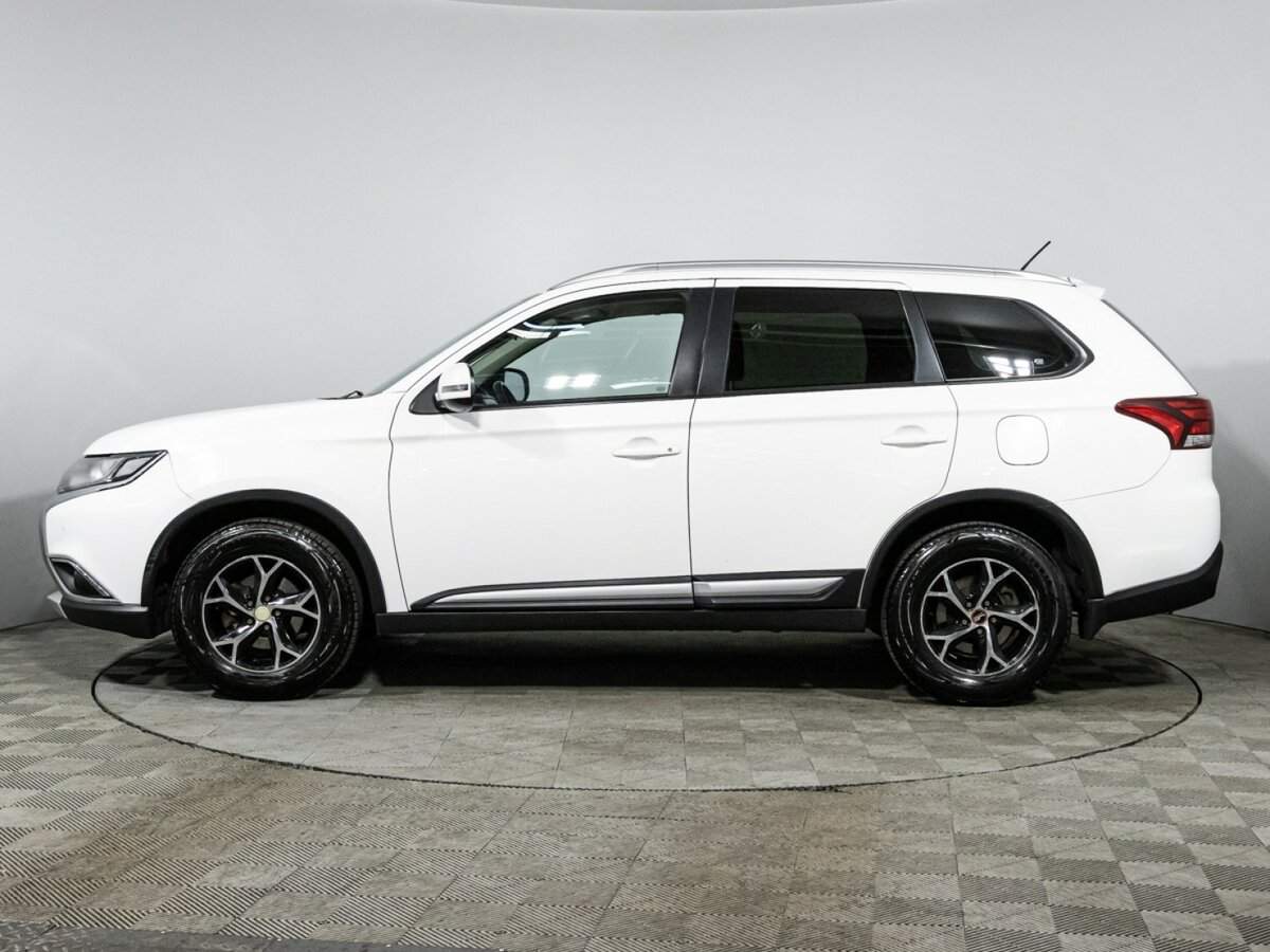 Mitsubishi Outlander, 2016 Фото №8