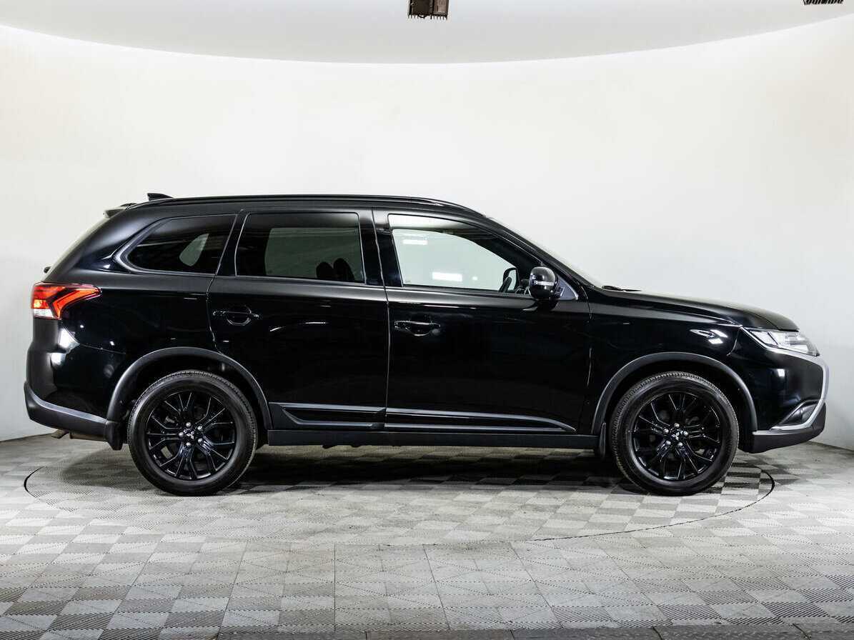 Mitsubishi Outlander, 2021 Фото №4