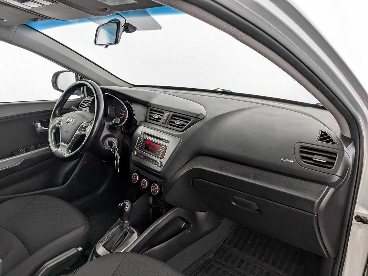 Kia Rio, 2017 Фото №11