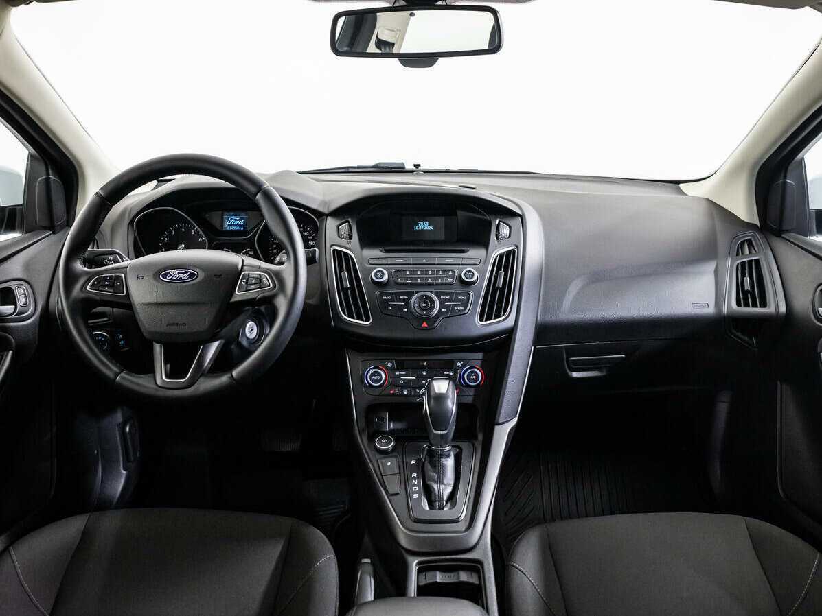 Ford Focus, 2018 Фото №13