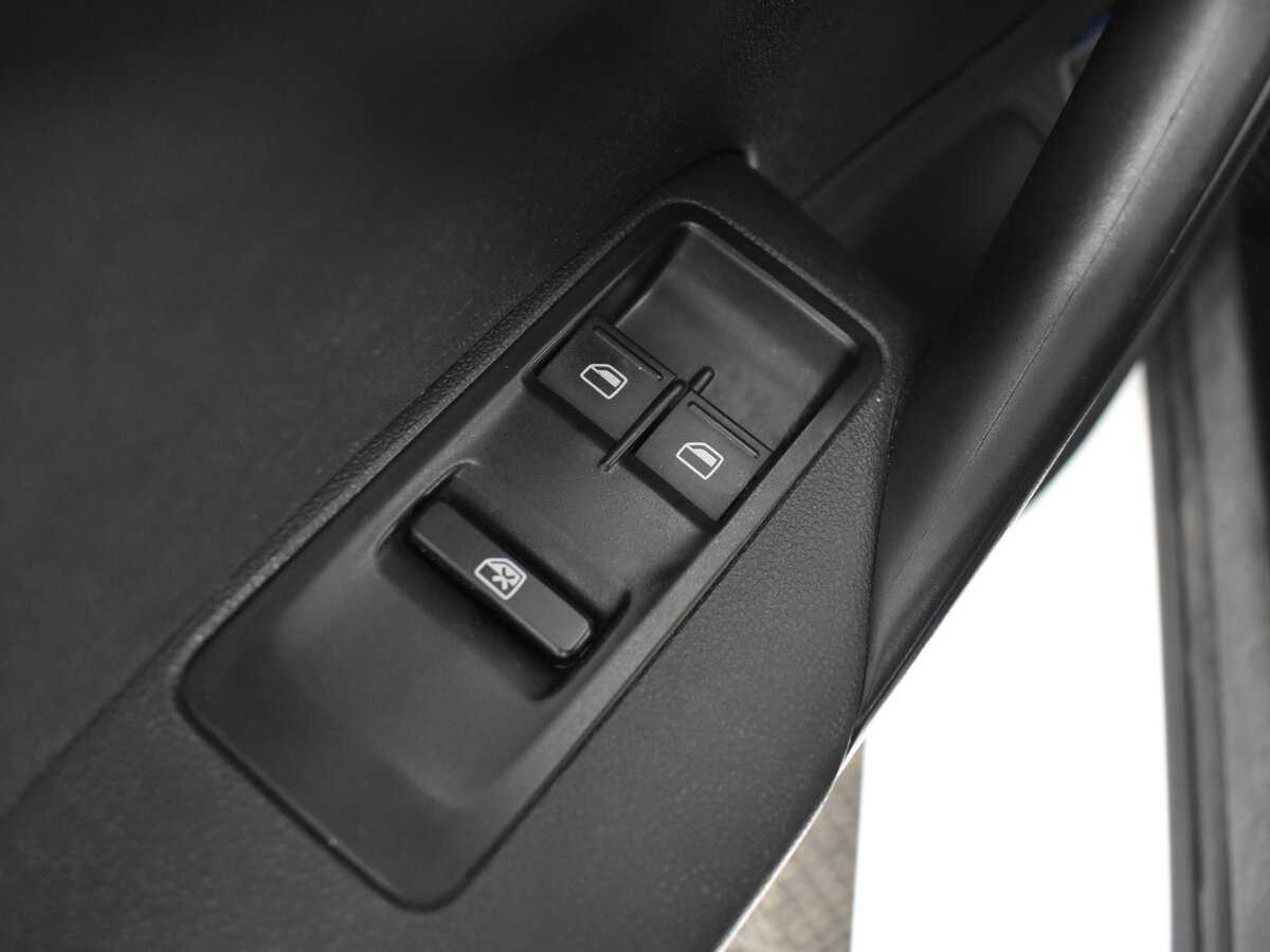 Volkswagen Polo, 2014 Фото №7