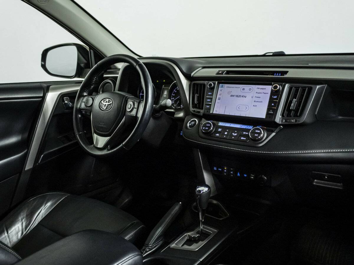 Toyota RAV4 IV (XA40) Рестайлинг, 2017 Фото №7