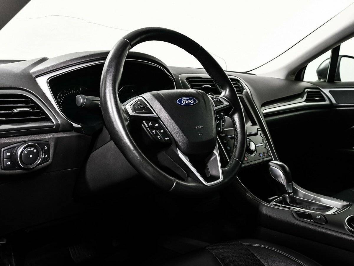 Ford Mondeo, 2018 Фото №12