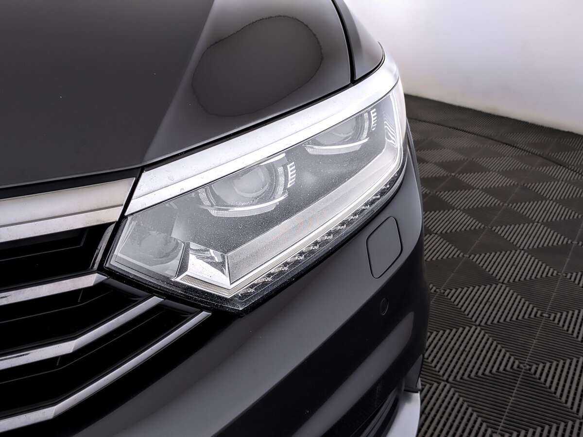 Volkswagen Passat Alltrack, 2018 Фото №17